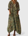 Grazelle - Lang flydende kjole med print i elegant boheme-stil