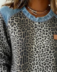 Averelisse - Afslappet sweater med leopardprint og denim-patchwork
