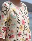 Elyrae - Midikjole til damer med broderede blomster i flere farver