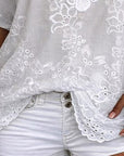 Cavoria - Hvid bluse til kvinder med broderede blonder