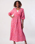Cenovia - Feminin kjole med print og elegant V-hals