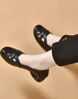 Kavrine - Flade sko til kvinder i udskåret læder, elegant slip-on