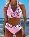 Elnora krydsbikini – raffinerede krydsdetaljer til et elegant strandlook