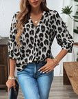 Astoria - Bluse med halvlange ærmer i stort leopardprint
