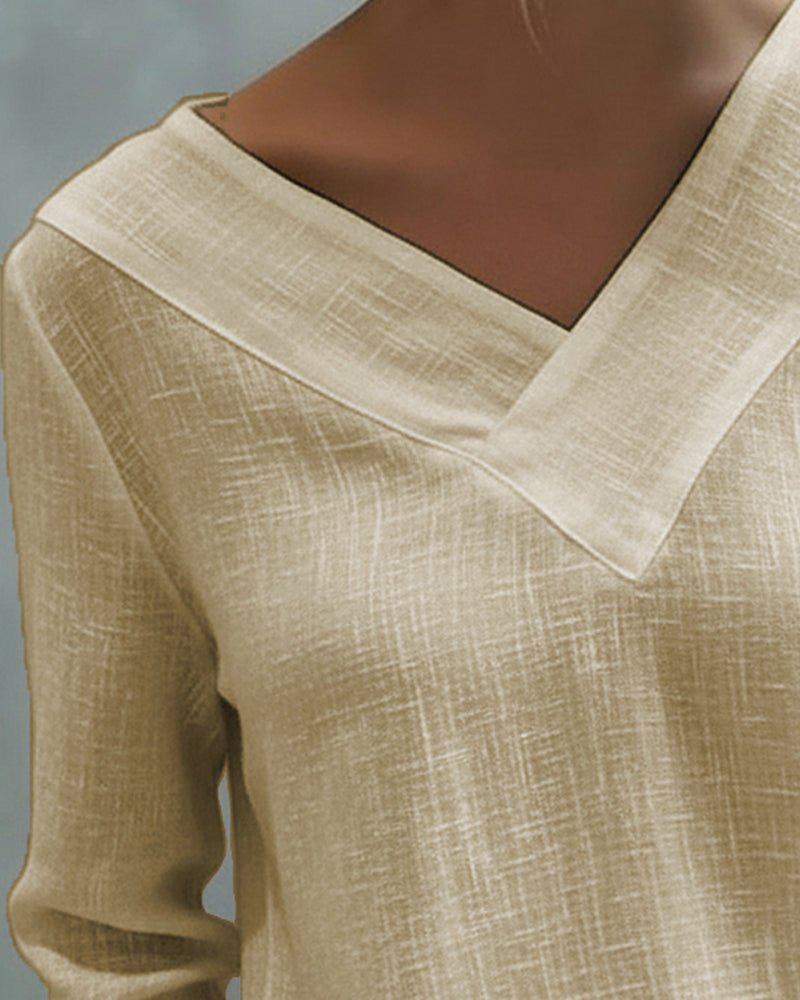 Melyra - Elegant top med asymmetrisk V-hals