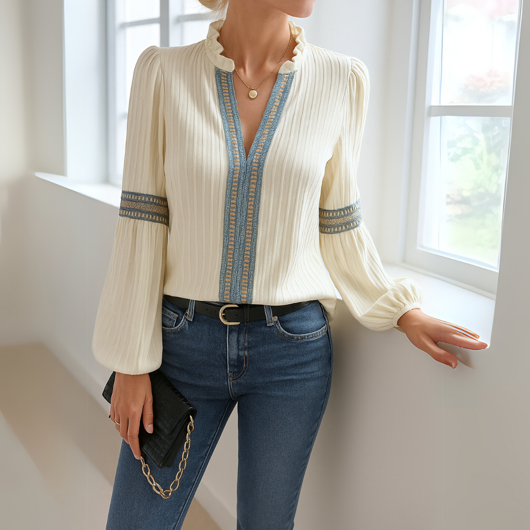 Mirabel - Blondebluse med V-hals