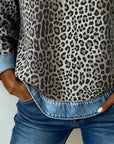Averelisse - Afslappet sweater med leopardprint og denim-patchwork