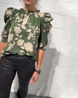Bellamy - Bluse med pufærmer og flæser