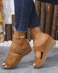 Serilda - Elegant sandal med hæl og justerbar rem
