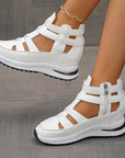 Romina - Elegante og lette sandaler med kilehæl