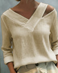 Melyra - Elegant top med asymmetrisk V-hals