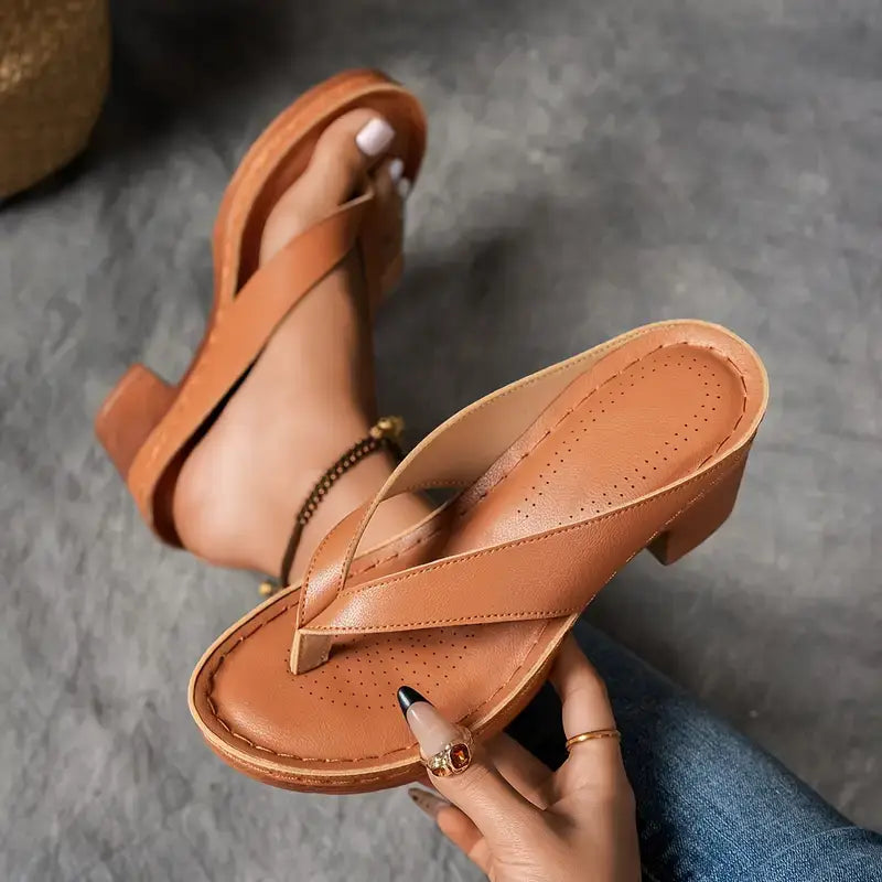 Fynavelle - Sandaler til kvinder med komfortabel hæl og elegant ergonomisk sål