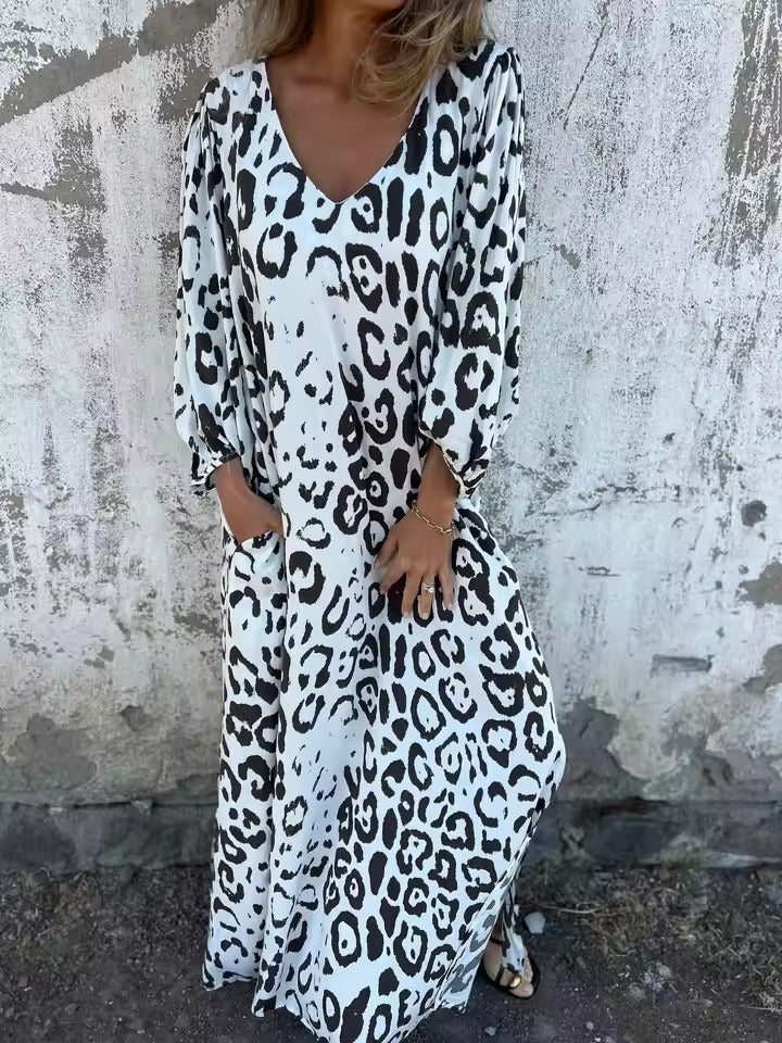 Gisela - Luftig sommerkjole med leopardprint