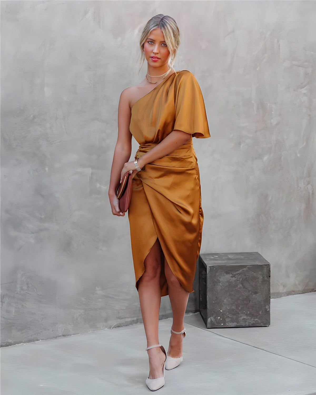 Estelle️ - One shoulder-kjole i satin