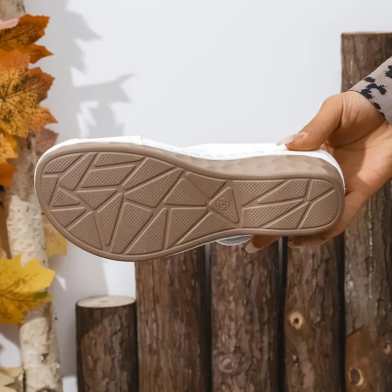 Serilda - Elegant sandal med hæl og justerbar rem