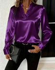 Mariselora - Elegant satinbluse med feminin draperet hals