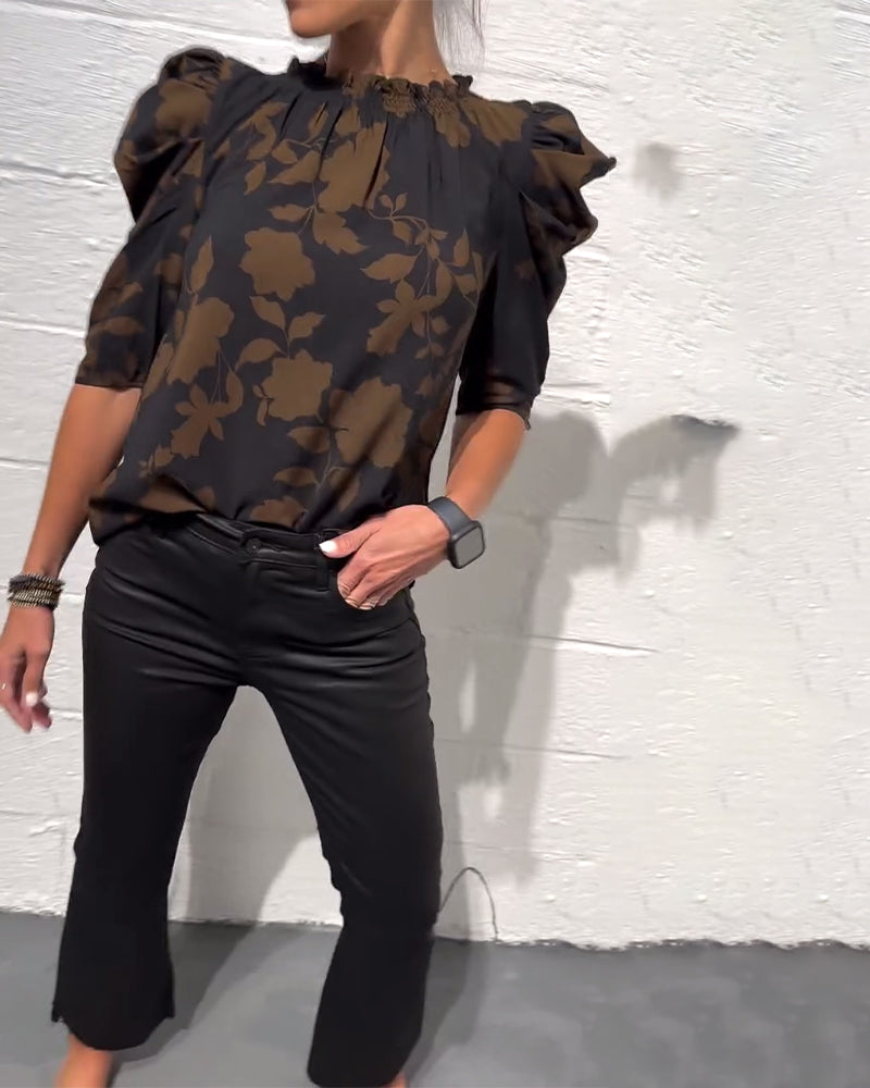 Bellamy - Bluse med pufærmer og flæser