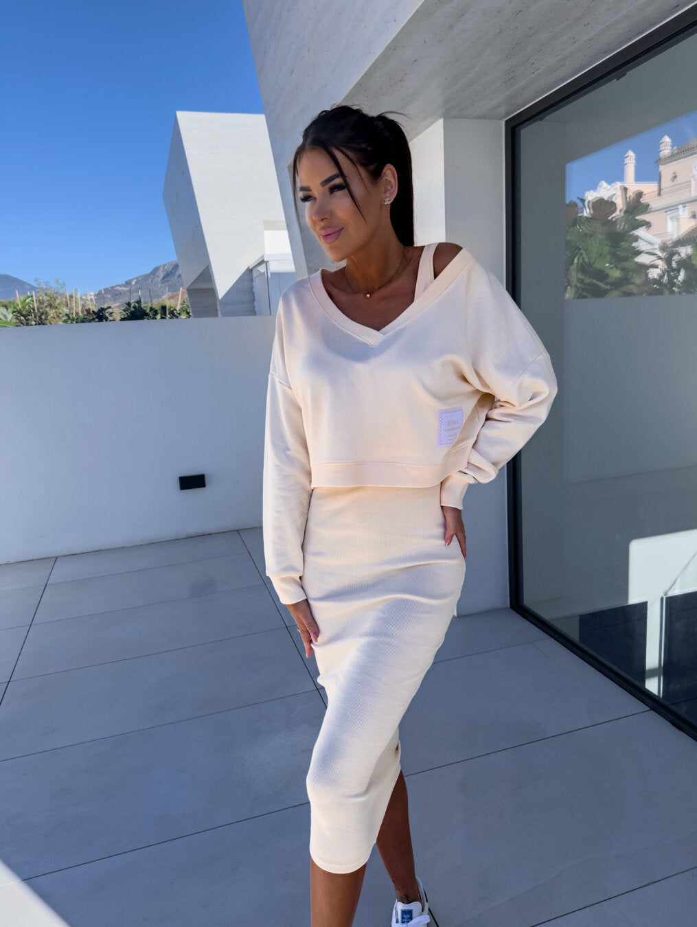 Alexis - Casual sæt med sweatshirt og kjole