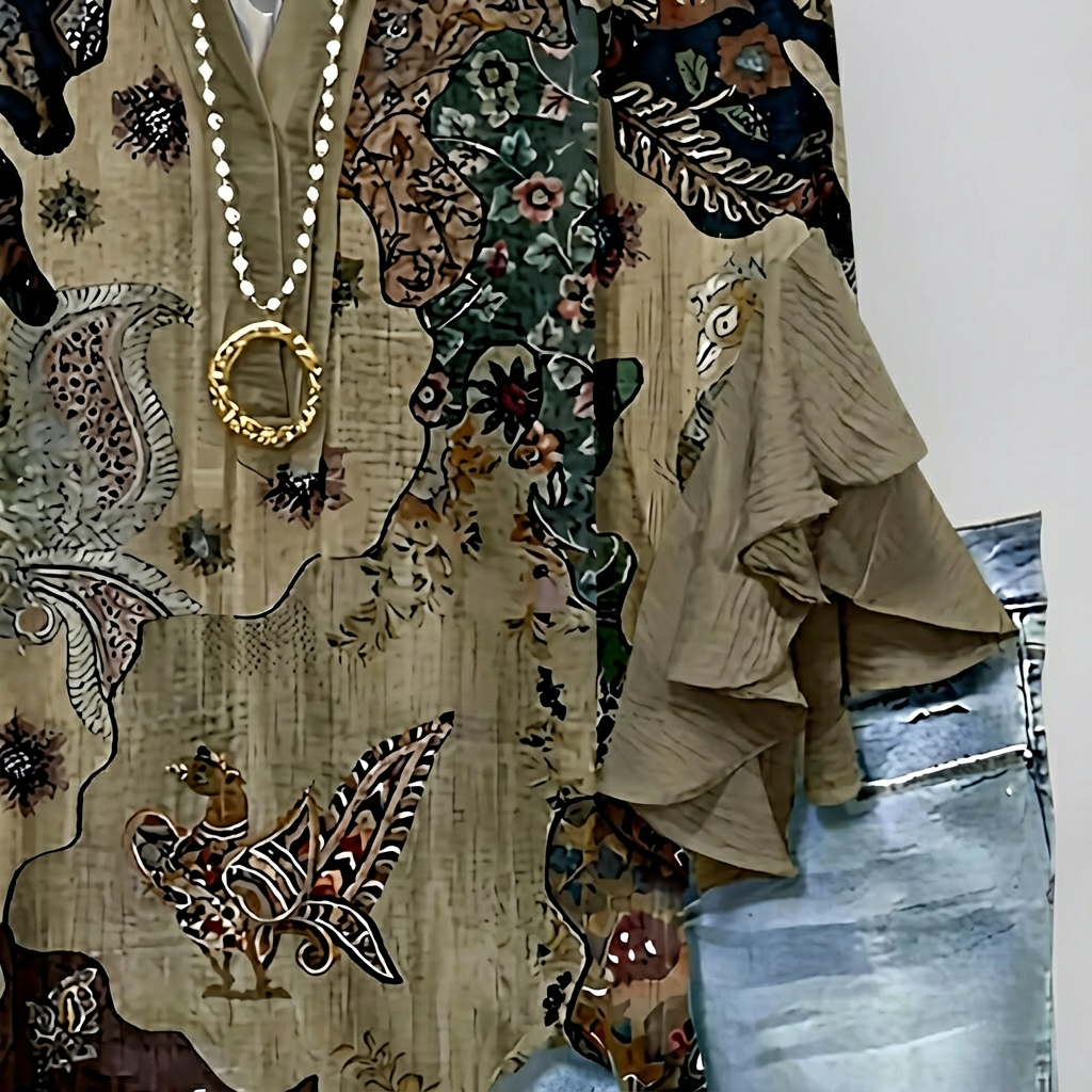 Faylissora – Elegant løs bluse med V-hals og kunstnerisk print
