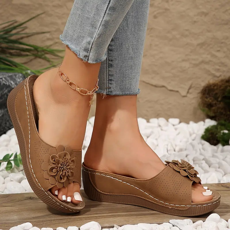 Nirelle - Sandaler med blomster til damer