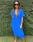 Dorelia - Elegant og chic kjole med V-hals