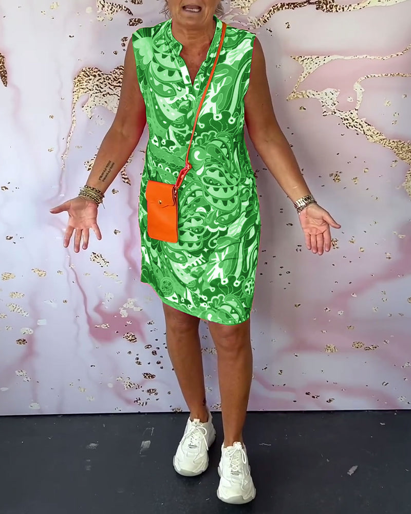 Ilira - Elegant kjole med V-hals