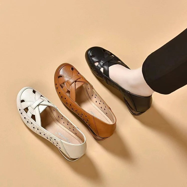 Kavrine - Flade sko til kvinder i udskåret læder, elegant slip-on