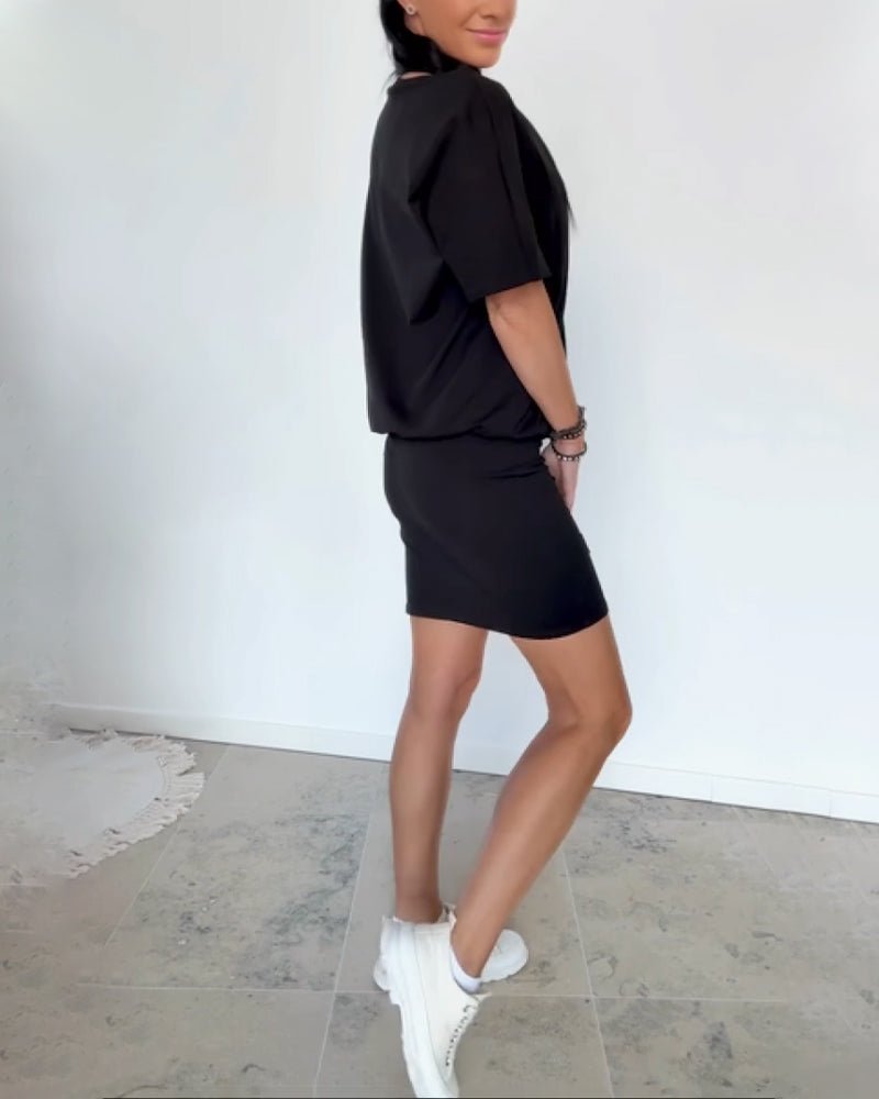 Demyra - Kort stretchkjole til kvinder i sort casual chic stil