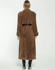 Cléore - Elegant trenchcoat i ruskind til damer